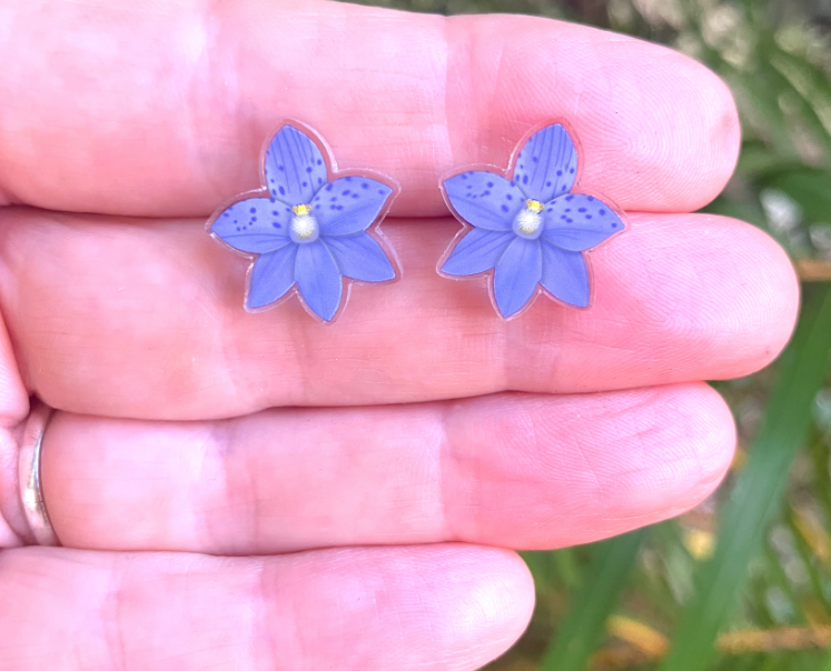 Smyle Stud Earrings