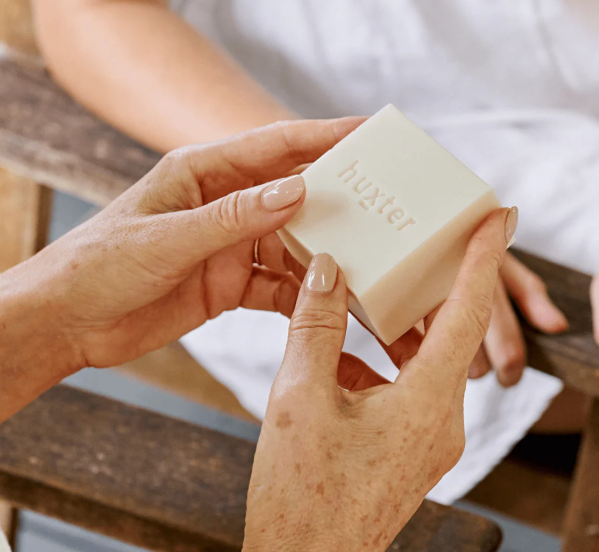Huxter - Body Cleansing Bar 150gm - Yellow - Lily & Cotton Flower